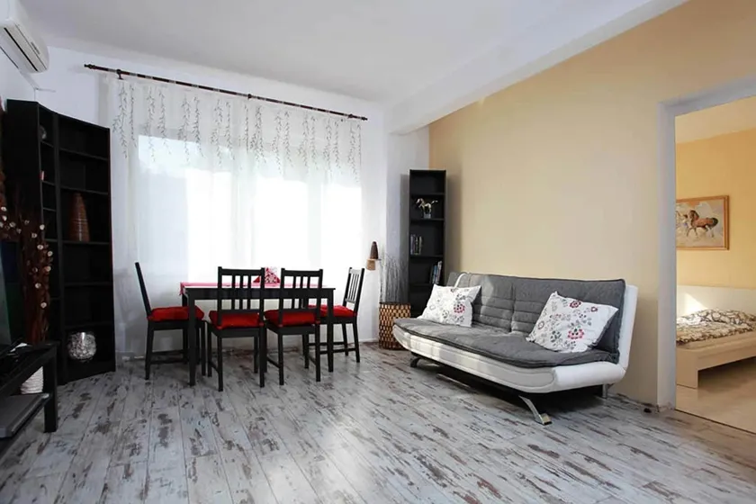 Raya Maisonette - Image 1