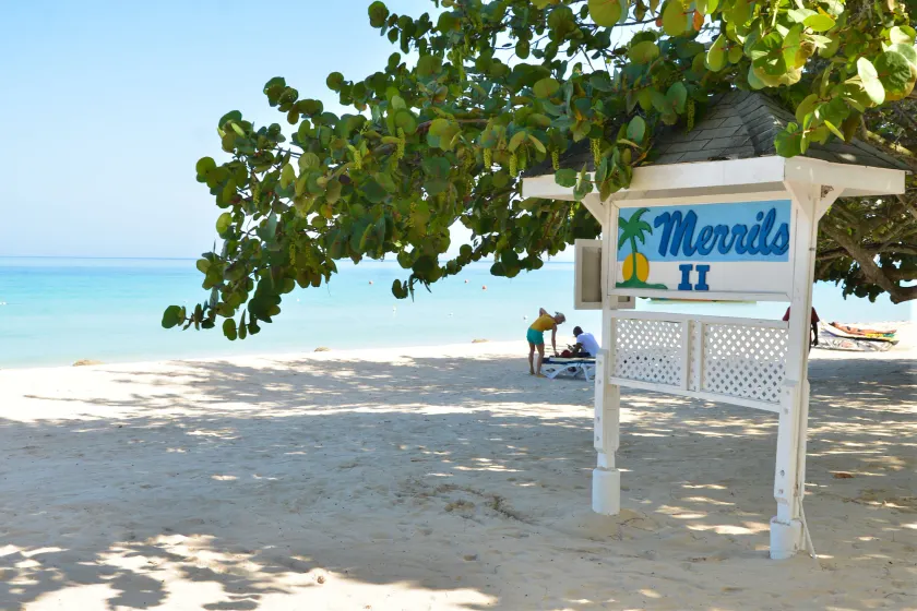Merrils Beach Resort II - Image 1