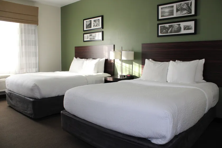 Sleep Inn & Suites Conference Center Eau Claire North - Image 1