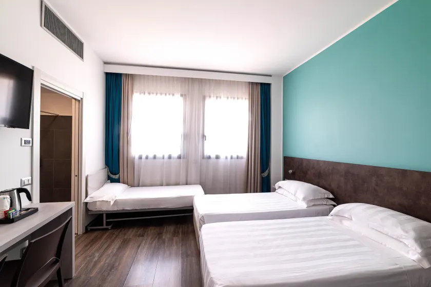 Phi Hotel Milano - Image 1