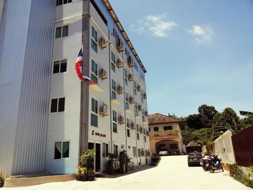 Hotel De Ratt - Image 1