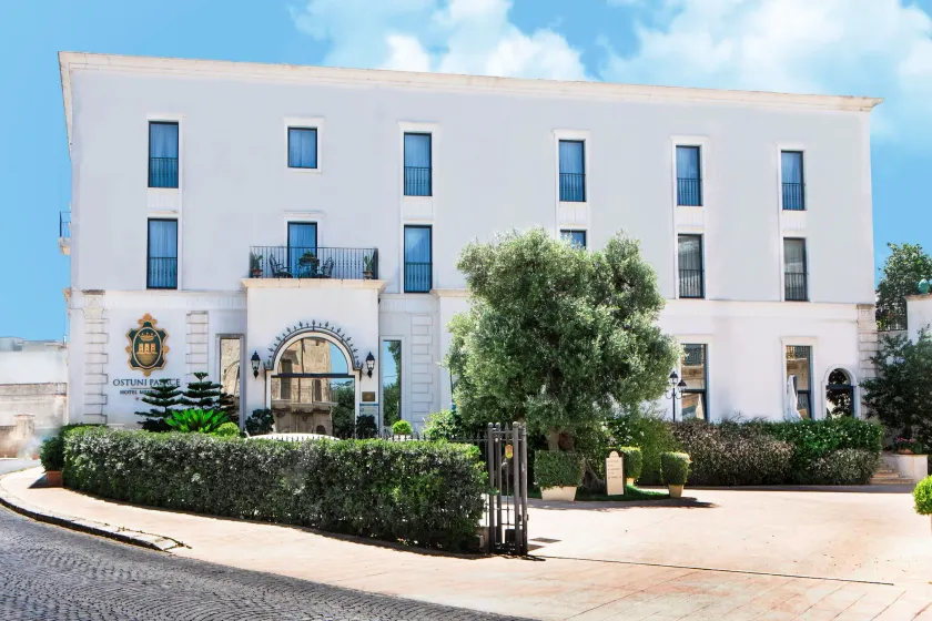 OSTUNI PALACE - Hotel Ristorante & SPA - Image 1