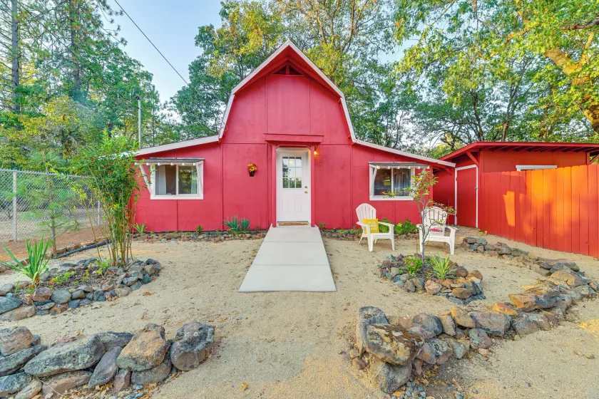 Grants Pass Cottage ~ 8 Mi to Rogue River! - Image 1
