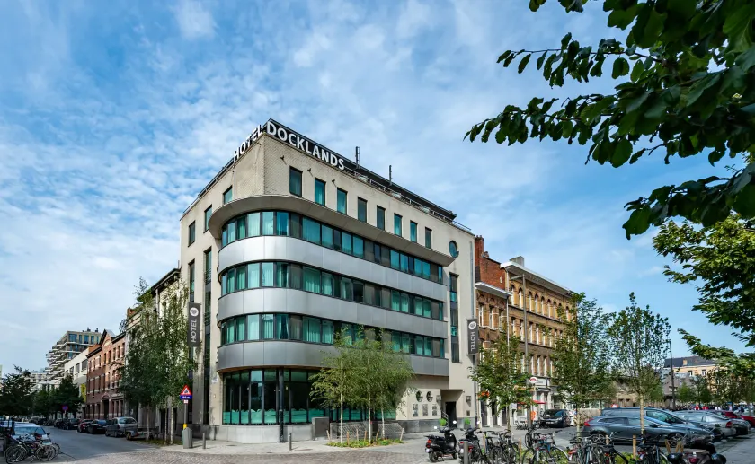 Hotel Docklands Antwerpen - Image 1