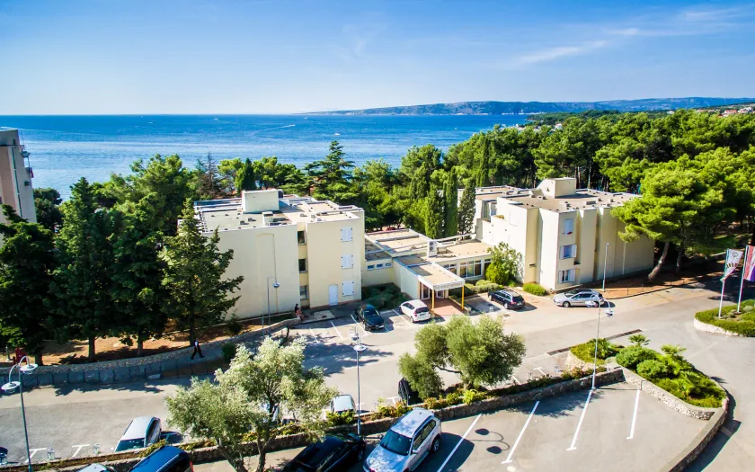 Villa Lovorka - Hotel Resort Dražica - Image 1