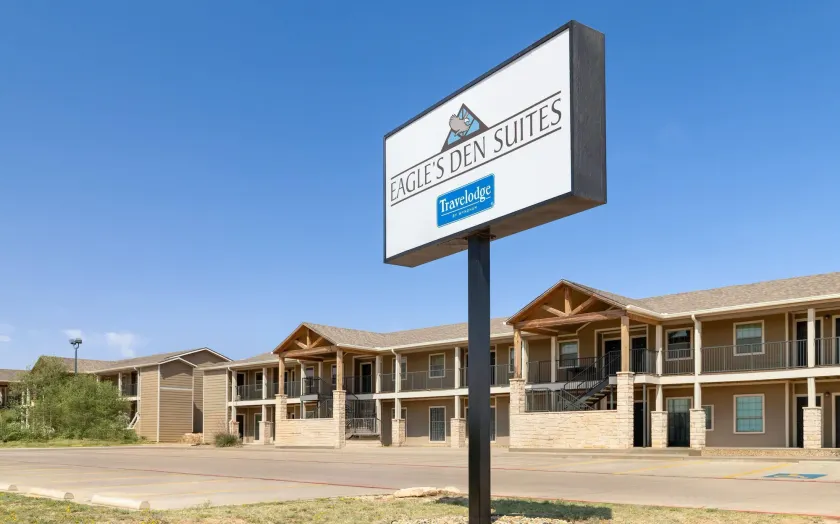 Eagle's Den Suites Big Spring a Travelodge by Wyndham - Image 1