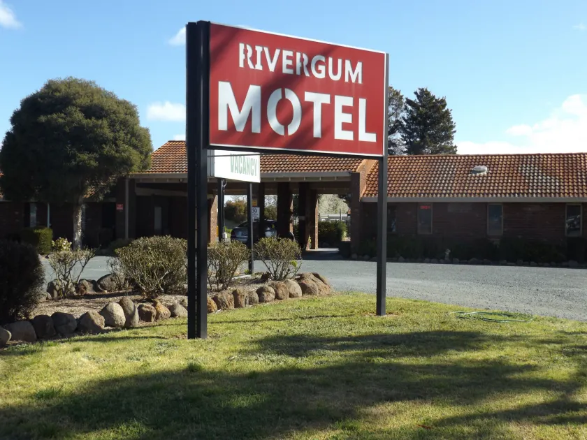 Rivergum Motel - Image 1