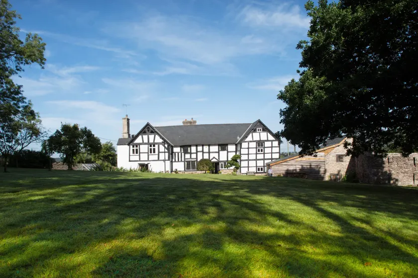Lower Wythall B&B - Image 1