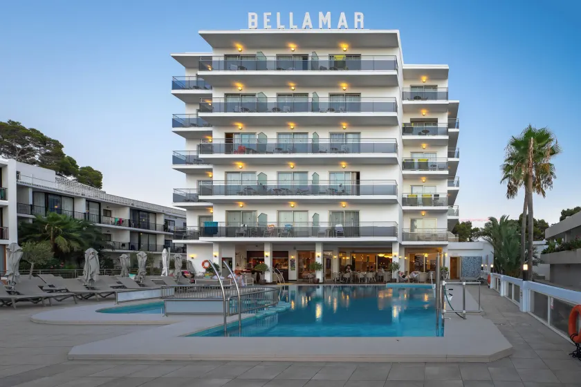 Bellamar Hotel Beach & Spa - Image 1