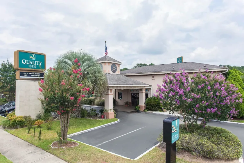 Quality Inn Goose Creek - Charleston - Image 1