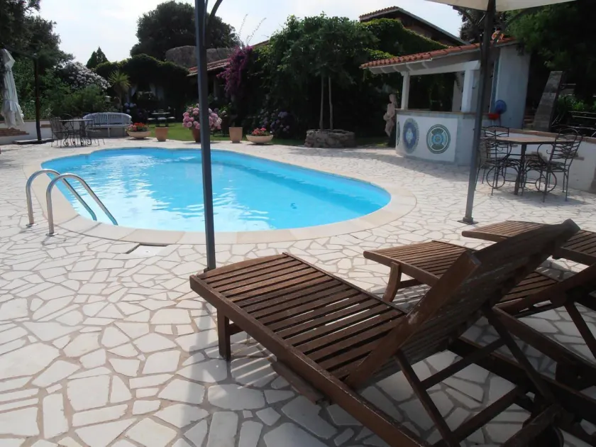 Casa Alianda - Image 1