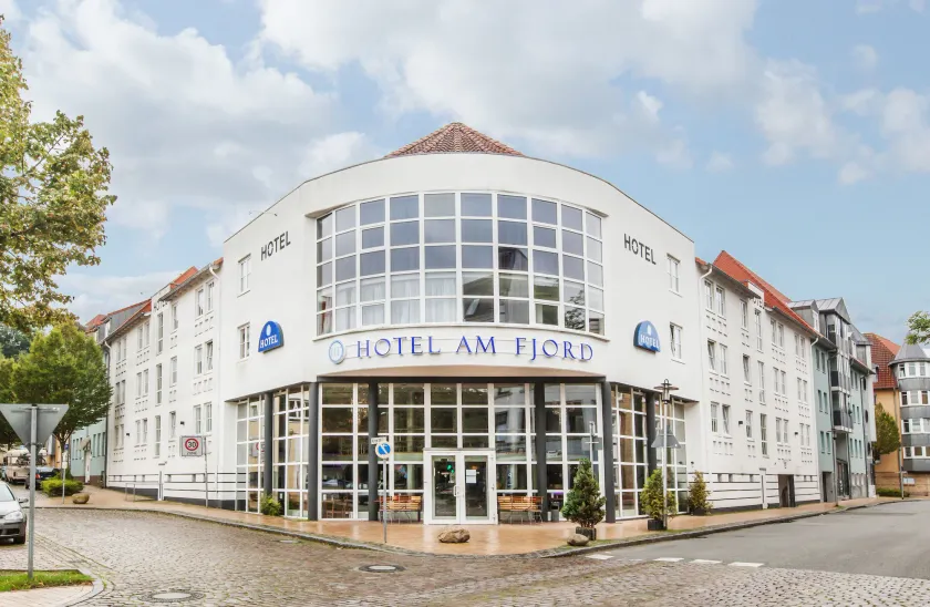 Hotel am Fjord - Image 1