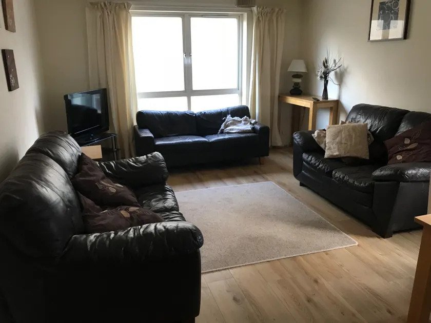 Belfast City Apartments - Image 1