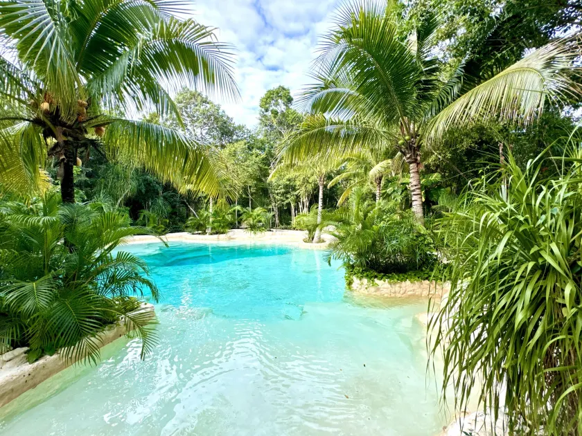 Glamping Bunga Lotus - Image 1