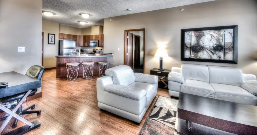 Grand Inn & Residence- Grande Prairie - Image 1
