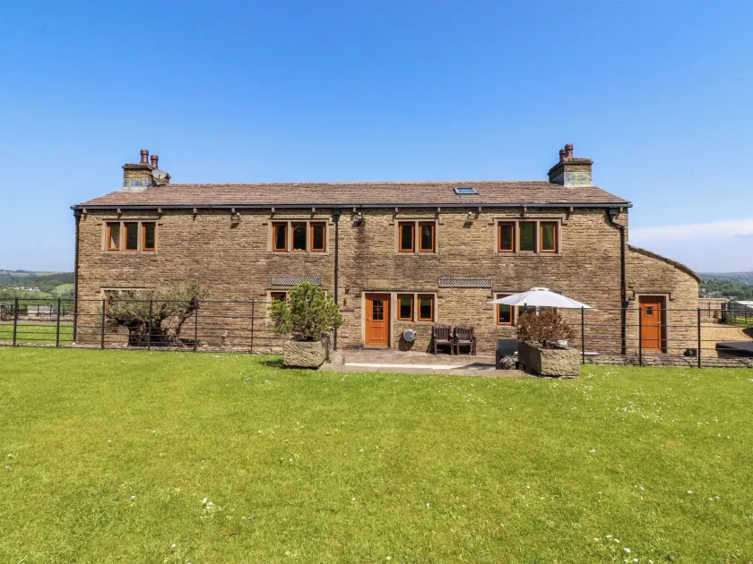 Sheephouse Farm - Image 1