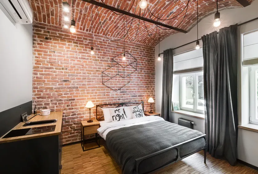 Well Well Aparthotel - Image 1