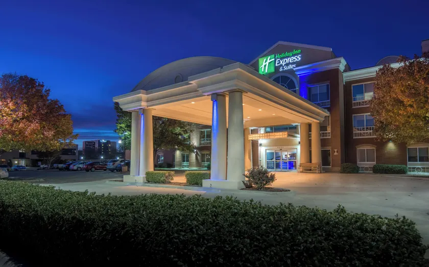 Holiday Inn Express & Suites Plano West - Frisco By IHG - Image 1