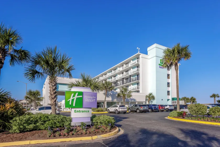 Holiday Inn Resort Oceanfront at Surfside Beach by IHG - Image 1