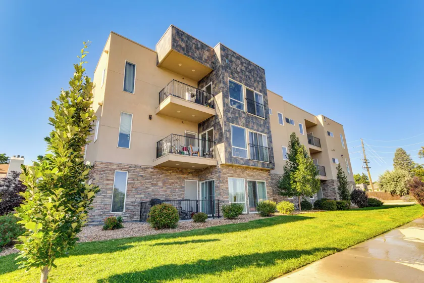 Pet-friendly Condo w/ Balcony ~ 17 Mi to Denver - Image 1