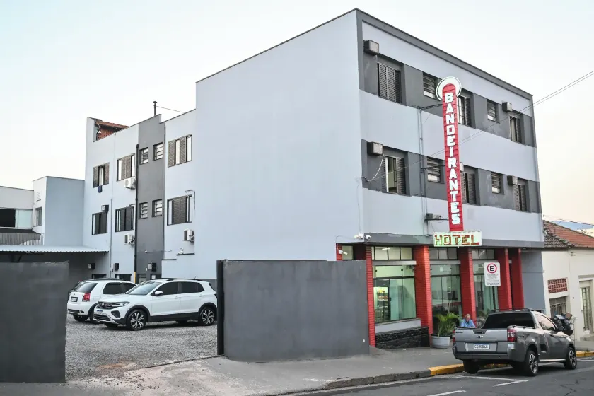 Hotel Bandeirantes de SJBV - Image 1