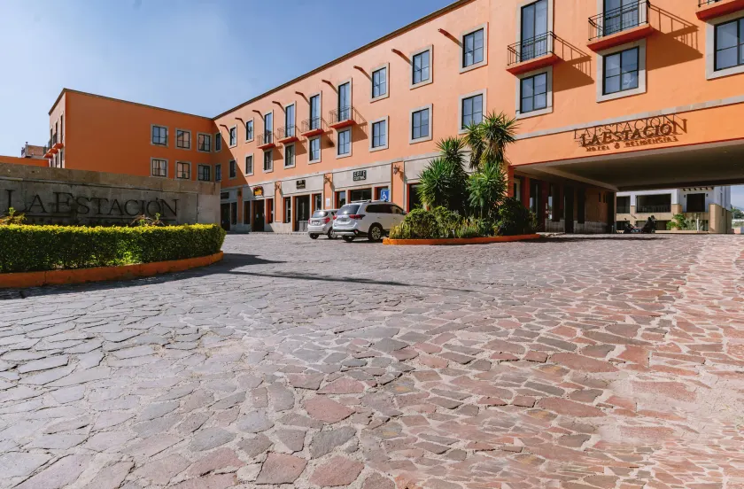 Hotel La Estación - Image 1