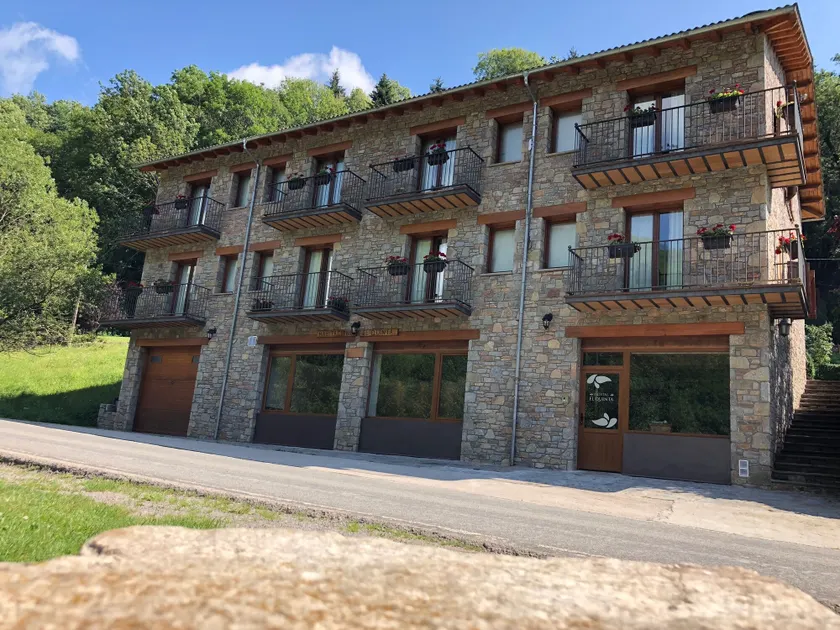 Hostal El Quintà - Image 1