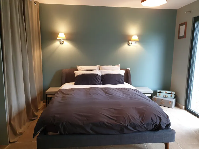 Cosy Wood House - Image 1
