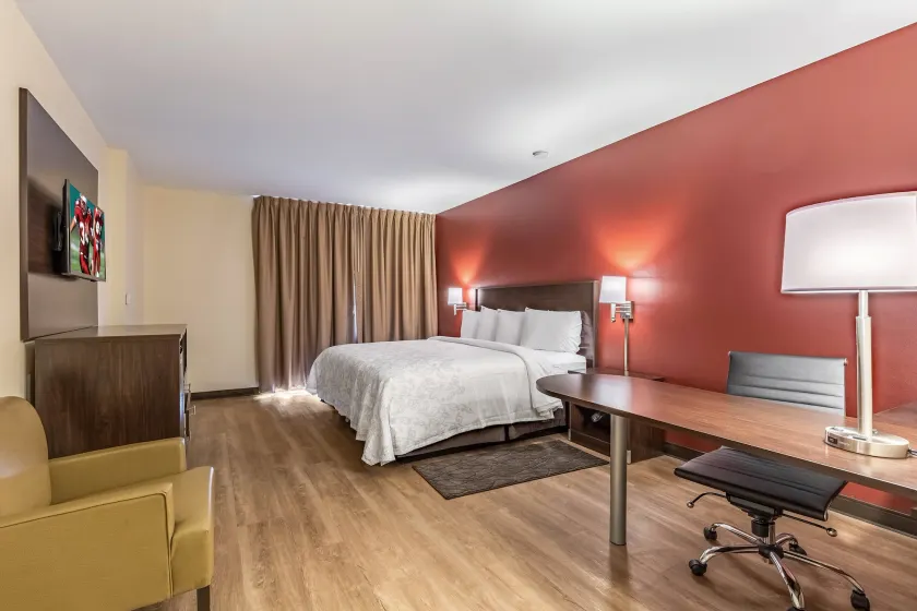 Red Roof Inn PLUS & Suites Houston - IAH Airport SW - Image 1