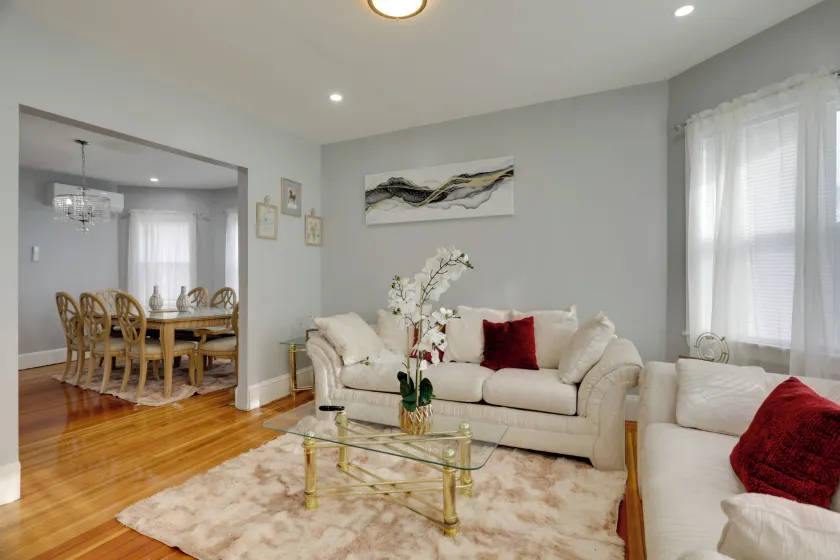 All-Season Fun! Charming Apt 3 Mi to Blue Hills - Image 1