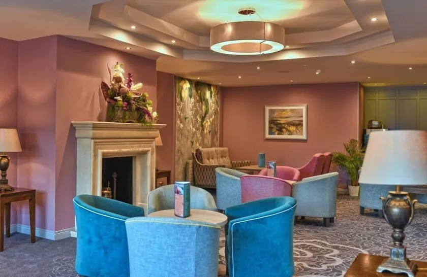 The Lodge Hotel - Image 1