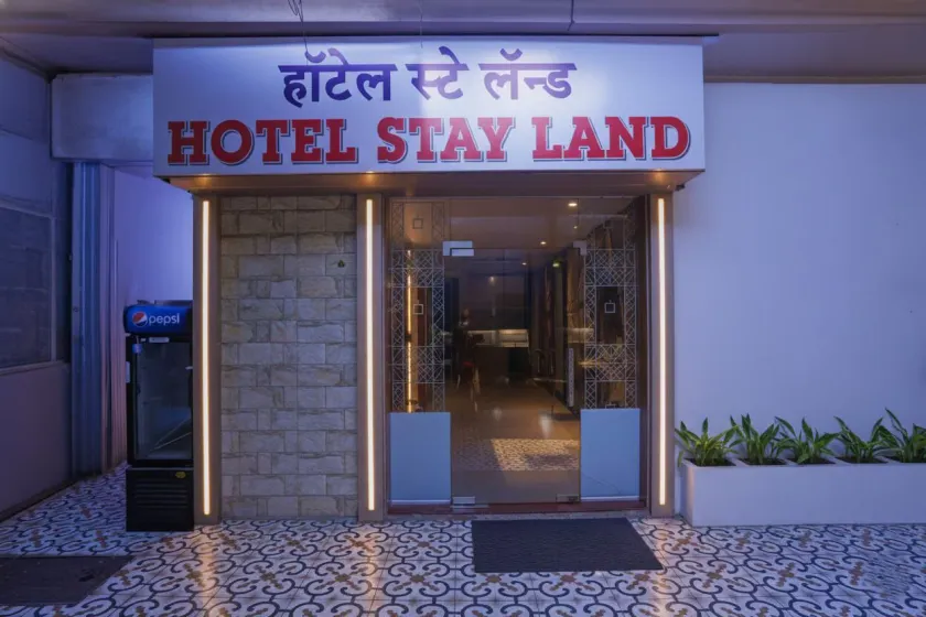 Via Stay Land - Image 1