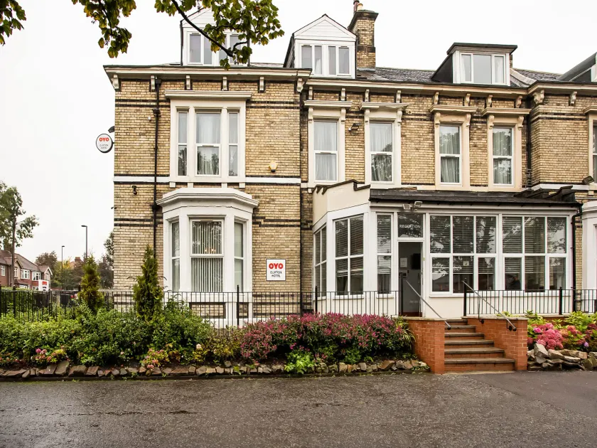 The Clifton Hotel Newcastle - Image 1