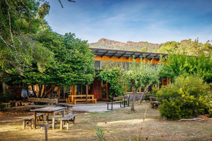 YHA Grampians Eco, Halls Gap - Image 1