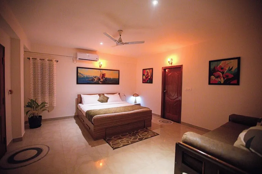 TheLemoura - Room