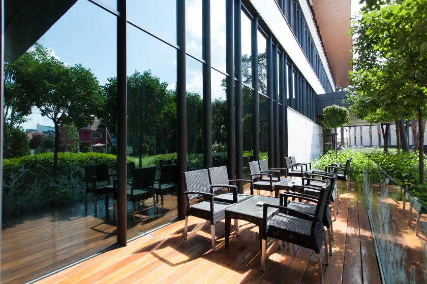 Hotel Art Metropolis - Sitteområde i lobbyen
