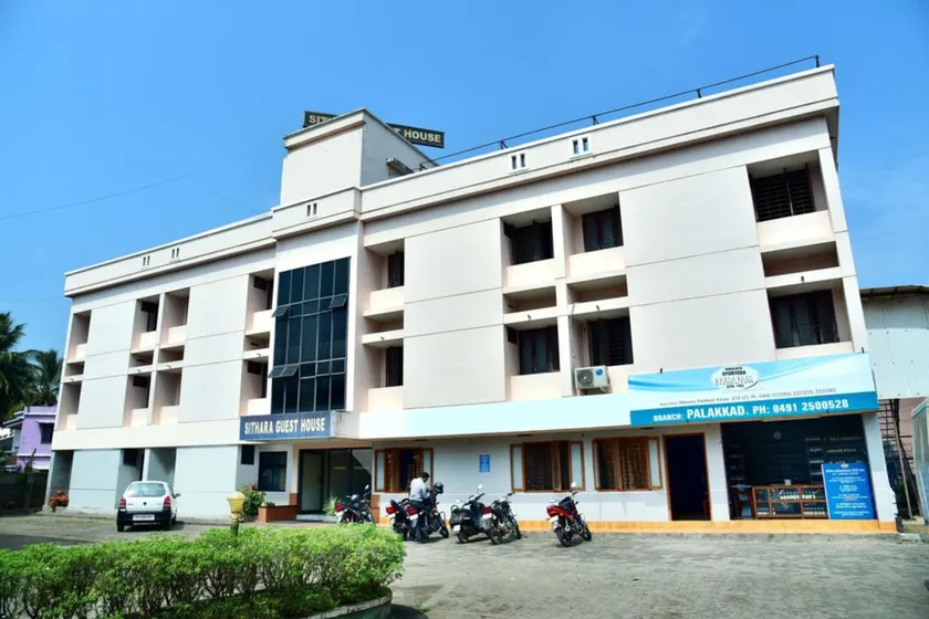 Sithara Guest House - Image 1