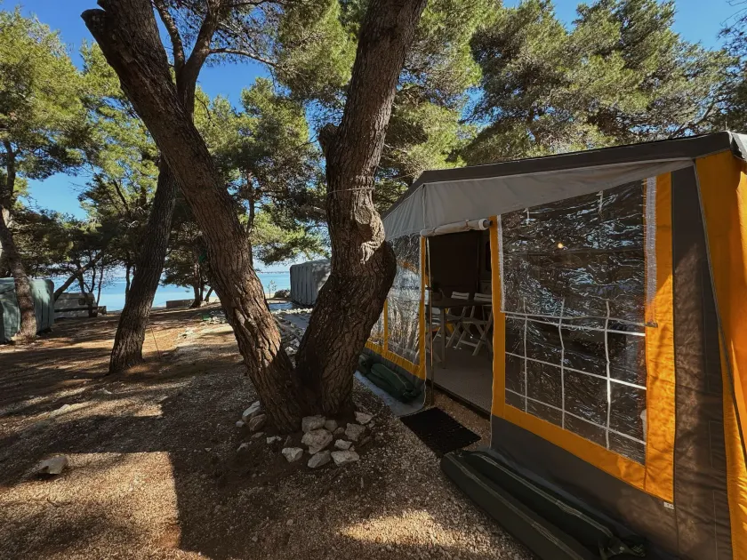 Caravan near the sea 2 - Image 1