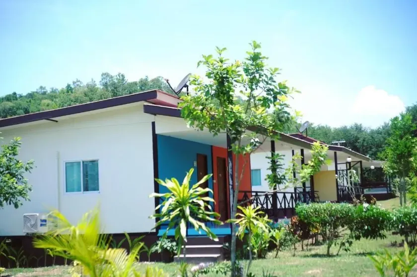 Taakradan Valley Resort ท่ากระดานวัลเล่ย์ รีสอร์ท - Image 1