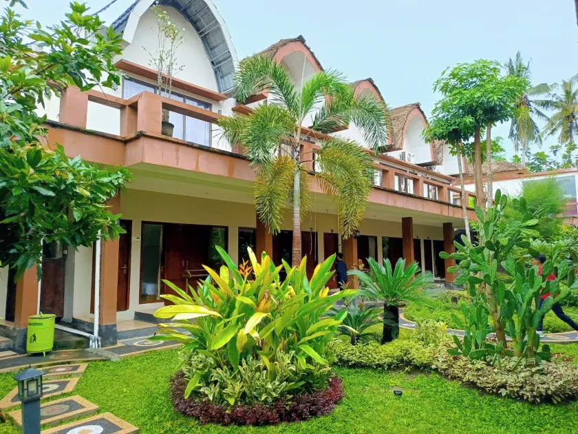 Melati Resort & Hotel Kuta Lombok - Image 1