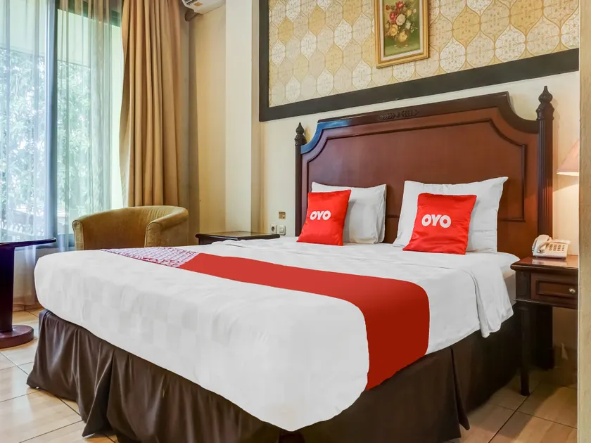Collection O 91071 Hotel Desa Wisata Tmii - Image 1