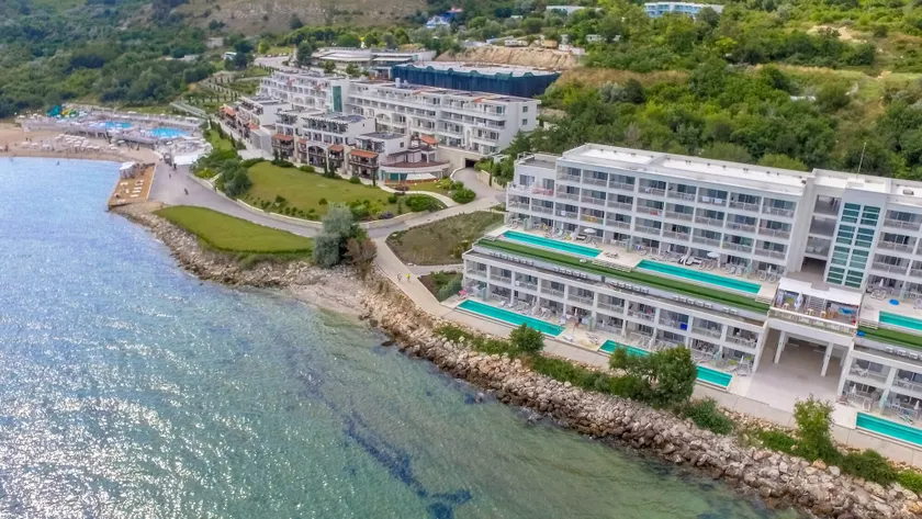 White Lagoon Resort - All Inclusive - Image 1