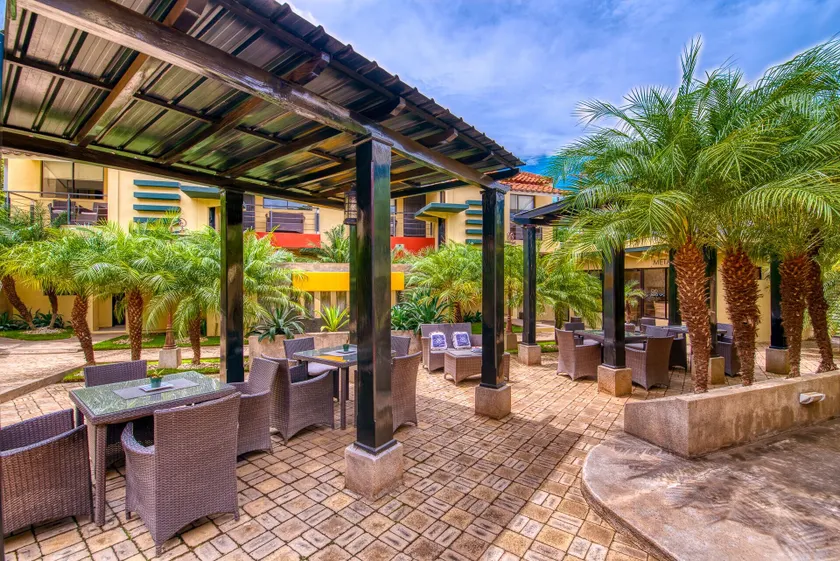 Wayak Hotel - Image 1