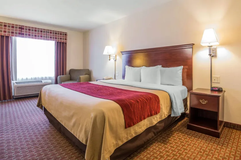 Comfort Inn & Suites Rock Springs-Green River - Image 1