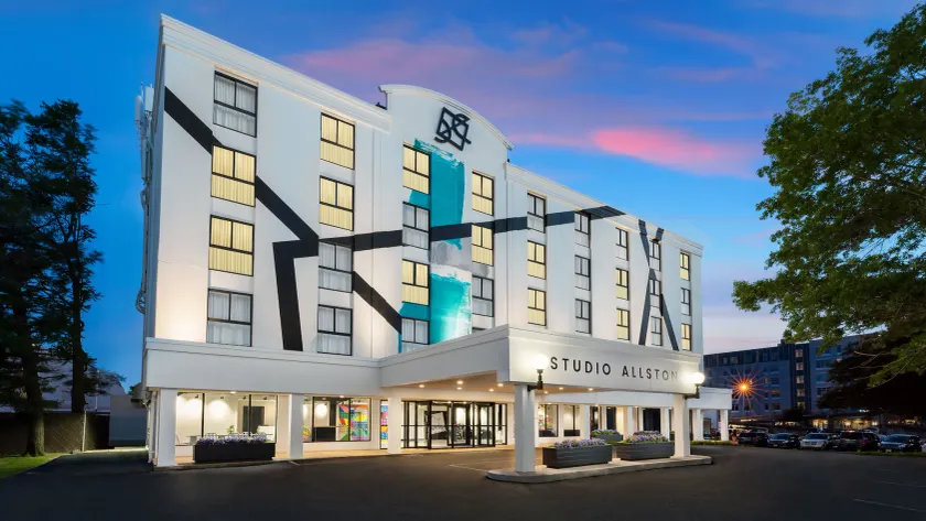 Studio Allston Hotel Boston - Image 1