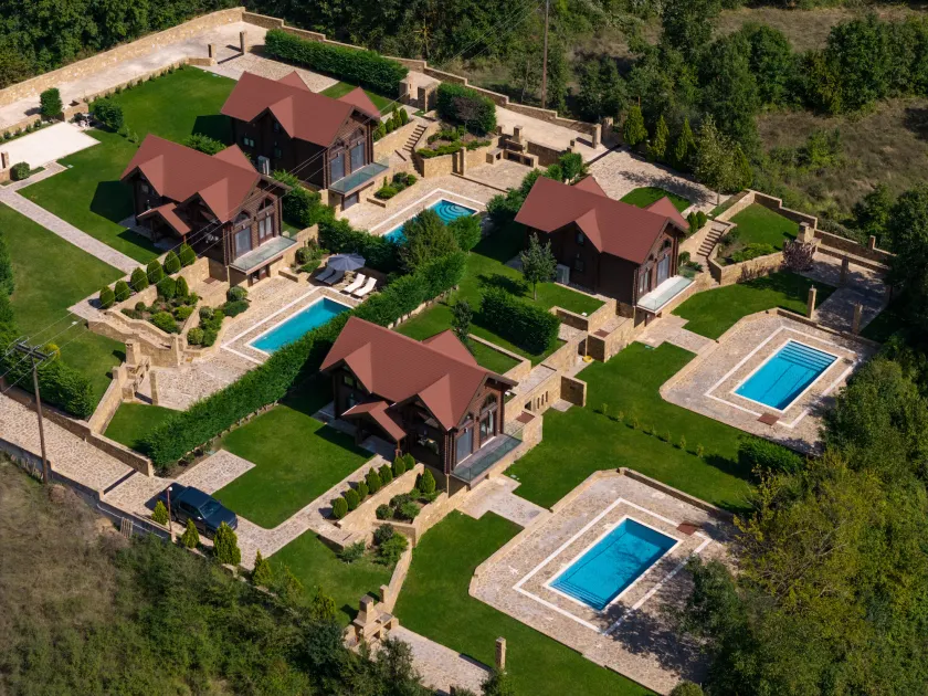 Evritos Villas & Suites with pool - Image 1