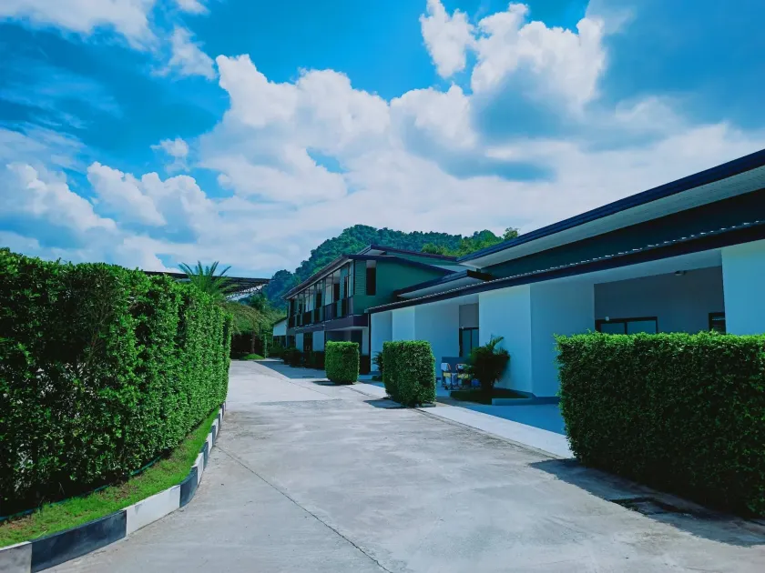 Mg Thung Song Hotel - Image 1