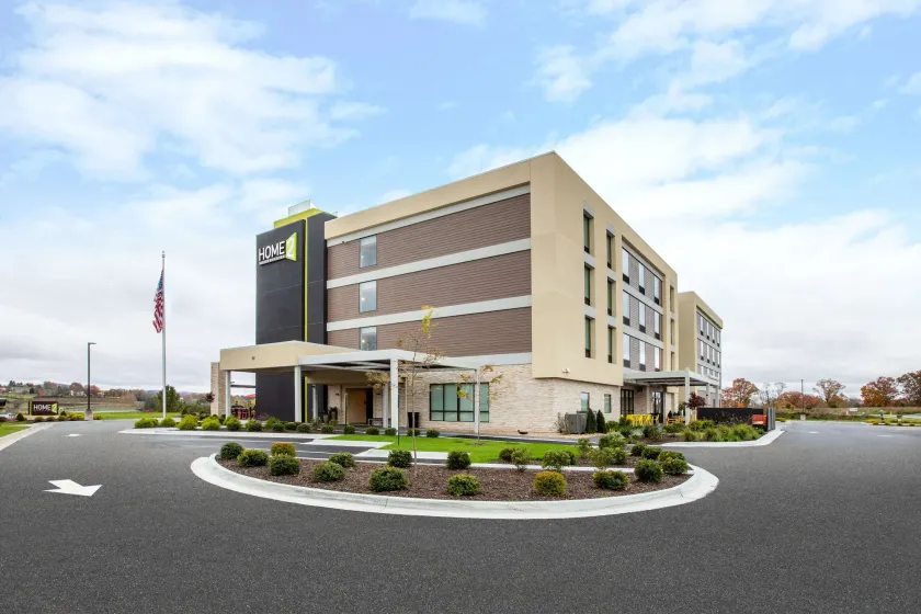 Home2 Suites by Hilton Lewisburg - Image 1