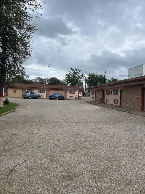 Wildflower Inn & RV Park - Image 1