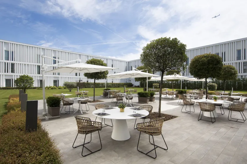 J Hotel - Image 1
